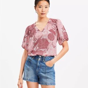 Floral V-Neck Puff Sleeve Top - Pink